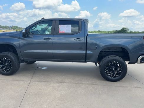 Used 2021 Chevrolet Silverado 1500 LT w/ Fleet Comfort Package AWD/4WD image 6