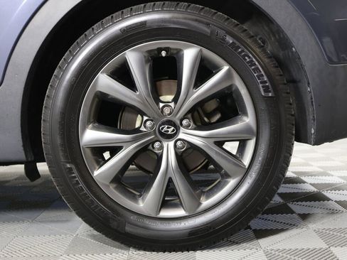 Used 2017 Hyundai Santa Fe Sport image 8