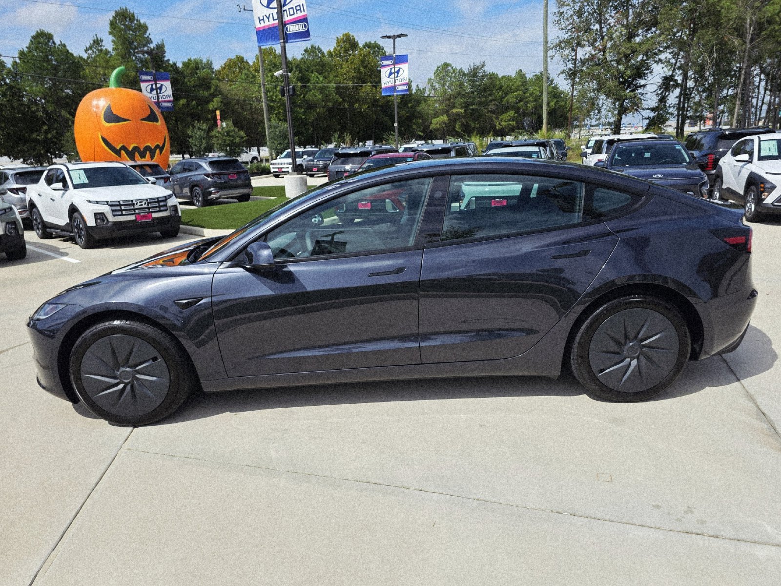 Used 2026 Tesla Model 3 RWD image 8