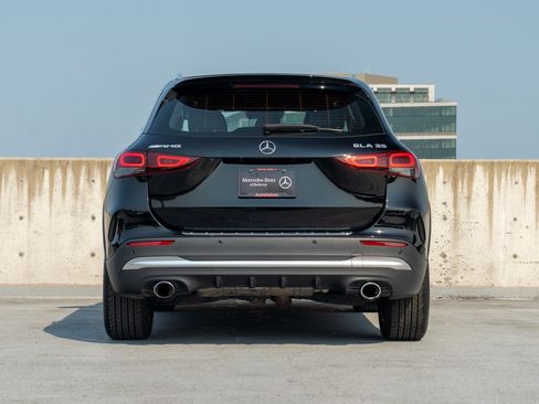 Used 2022 Mercedes-Benz GLA 35 AMG 4MATIC image 5