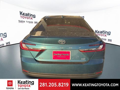 Used 2025 Toyota Camry LE image 6