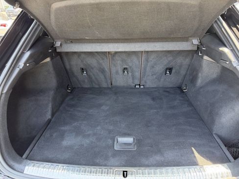 Used 2020 Audi Q3 2.0T Premium Plus w/ Premium Plus Package image 7