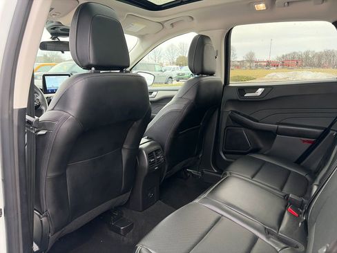 Used 2022 Ford Escape SEL image 30