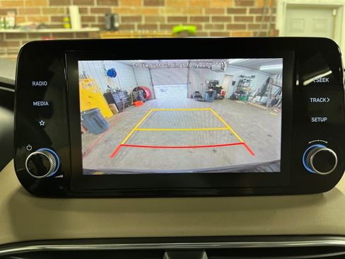 Used 2023 Hyundai Santa Fe SE image 26