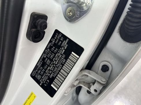 Used 2017 Hyundai Accent SE image 32