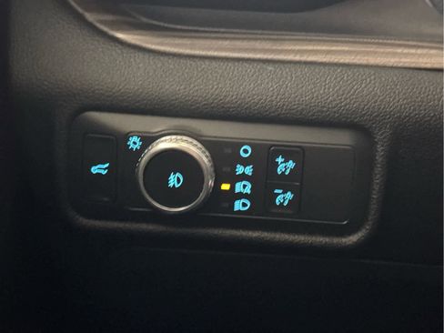 Used 2022 Ford Explorer Limited w/ Limited Technology Package image 10