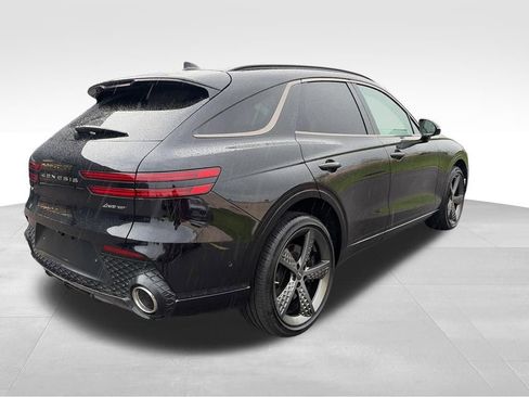 Used 2024 Genesis GV70 3.5T Sport w/ Sport Prestige Package AWD/4WD image 16