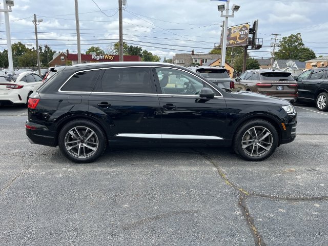 Used 2017 Audi Q7 3.0T Premium Plus AWD/4WD image 12