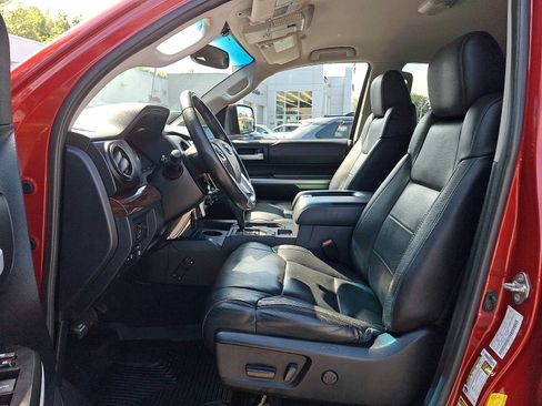 Used 2016 Toyota Tundra Limited w/ Limited Premium Package AWD/4WD image 13