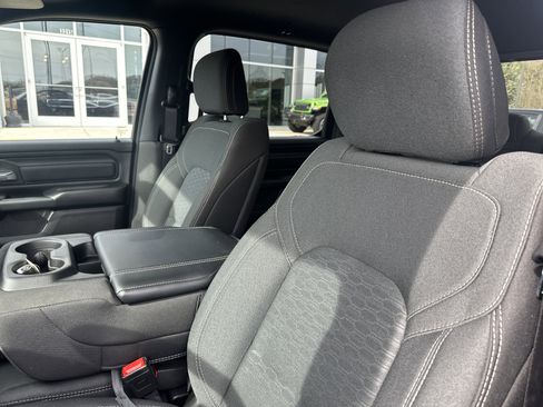 Used 2025 RAM 1500 Classic Warlock image 17