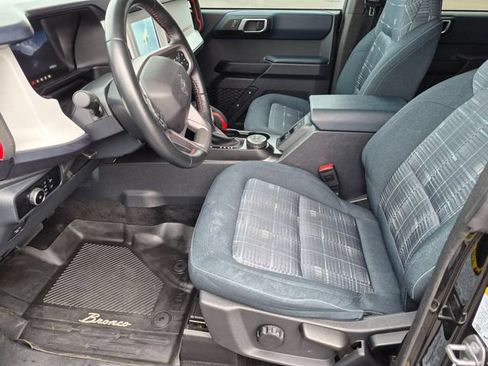 Used 2023 Ford Bronco Heritage Edition AWD/4WD image 11