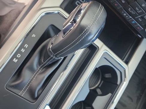 Used 2018 Ford F150 Lariat w/ Equipment Group 502A Luxury AWD/4WD image 31