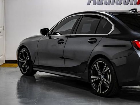 Used 2021 BMW 330i Sedan w/ Driving Assistance Package RWD image 15