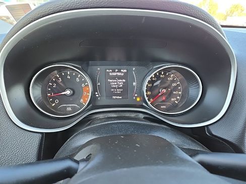 Used 2018 Jeep Compass Latitude image 43