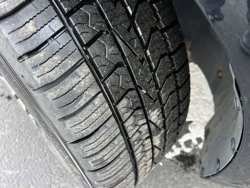 Used 2017 Ford Fusion SE image 30