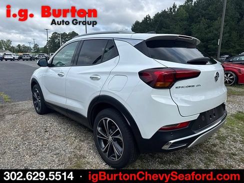 Used 2021 Buick Encore GX Essence w/ Advanced Technology Package FWD image 4