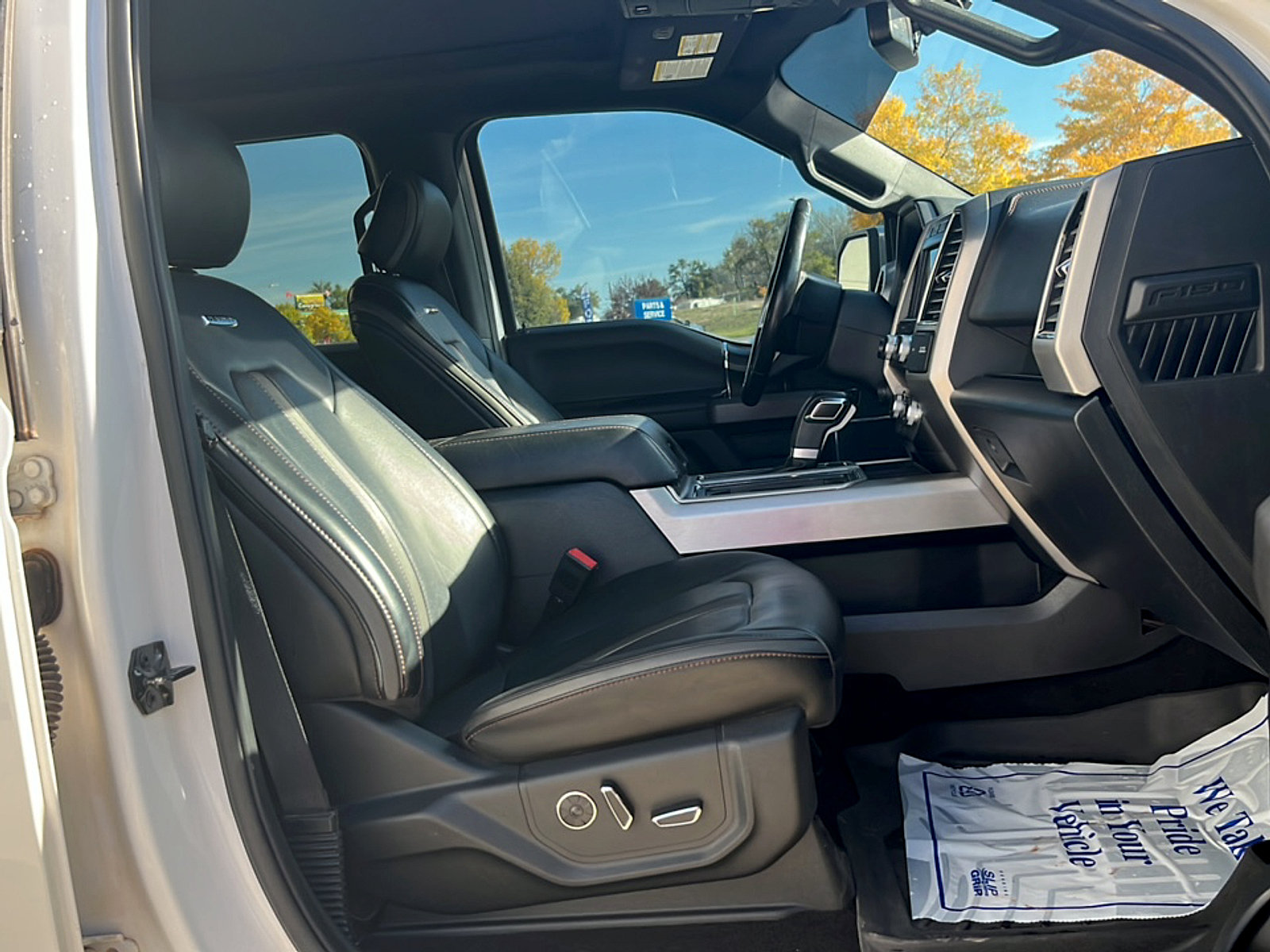 Used 2019 Ford F150 Platinum w/ Technology Package AWD/4WD image 20