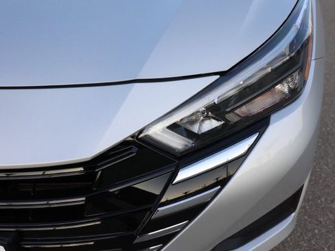 New 2025 Nissan Versa SV w/ Trunk Package image 10