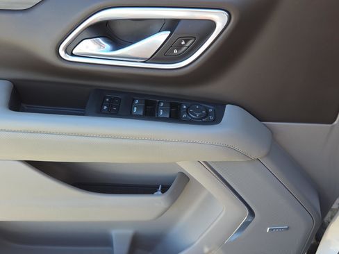 Used 2021 GMC Yukon SLT w/ SLT Luxury Plus Package image 27