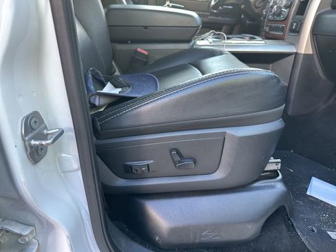 Used 2015 RAM 2500 Laramie image 37