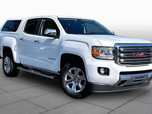 Used 2016 GMC Canyon SLT w/ Driver Alert Package image 3