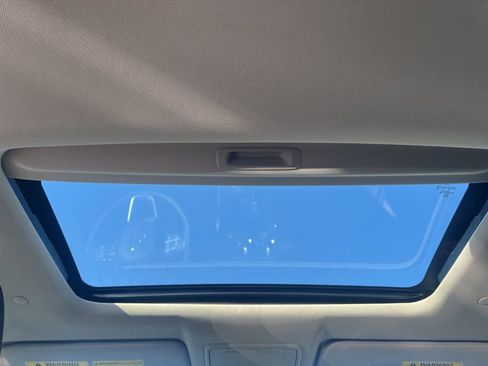 Used 2023 Honda CR-V EX image 30