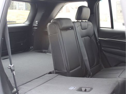 New 2026 Jeep Grand Cherokee Limited AWD/4WD image 30