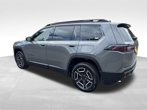 New 2026 Jeep Cherokee Laredo AWD/4WD image 5