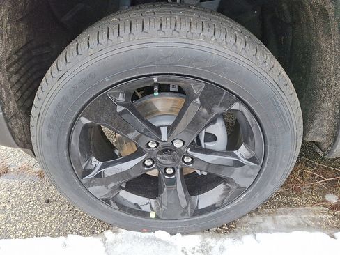 New 2026 Jeep Grand Cherokee Limited image 4