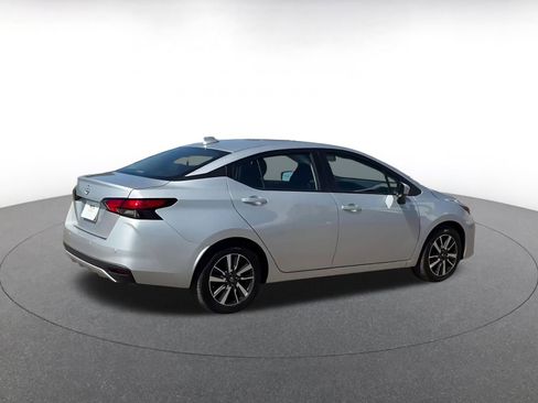 Used 2025 Nissan Versa SV image 15