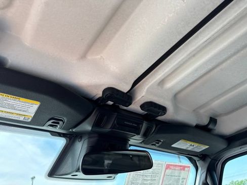 Used 2025 Jeep Wrangler Sport S AWD/4WD image 41