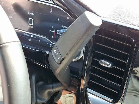 Used 2024 GMC Sierra 1500 Elevation AWD/4WD image 14
