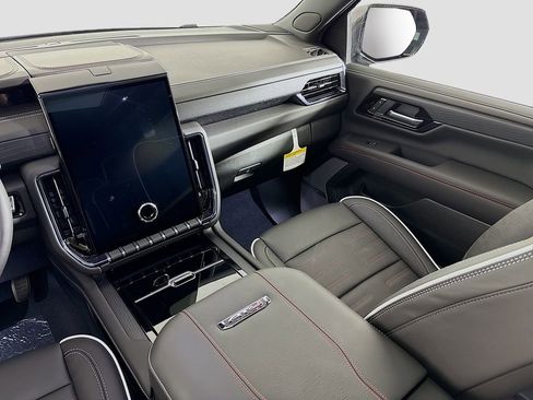 New 2026 GMC Yukon XL AT4 Ultimate image 24