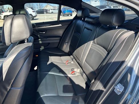 Used 2016 BMW 550i xDrive Sedan image 27