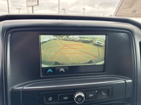 Used 2018 Chevrolet Silverado 1500 W/T w/ Trailering Package AWD/4WD image 19