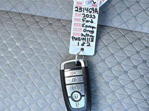 Used 2023 Ford Escape Active image 31