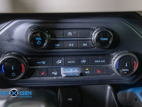 Used 2022 Ford Bronco Wildtrak AWD/4WD image 22