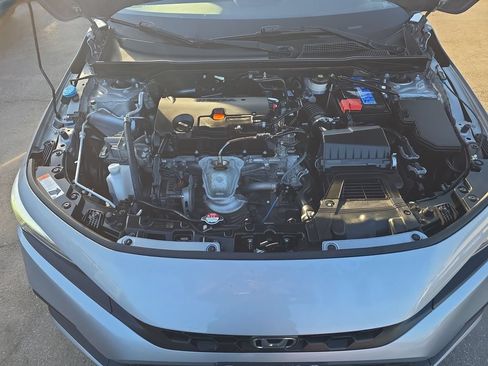 Used 2024 Honda Civic Sport image 19