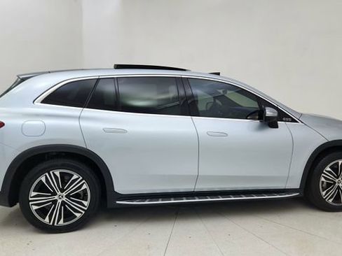 Used 2023 Mercedes-Benz EQS 450+ SUV image 6