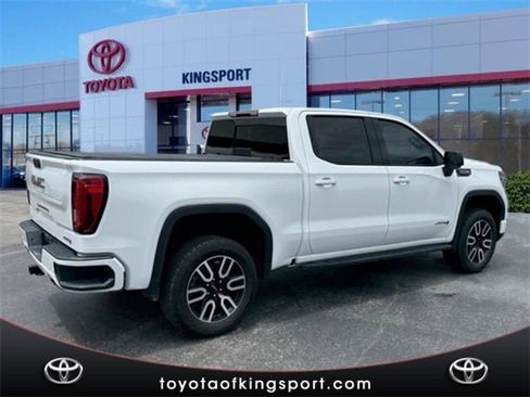 Used 2022 GMC Sierra 1500 AT4 w/ AT4 Premium Package image 5
