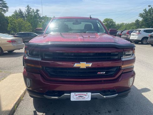 Used 2016 Chevrolet Silverado 1500 LT w/ LT Convenience Package AWD/4WD image 2