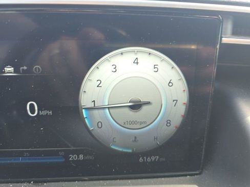 Used 2023 Hyundai Santa Cruz SEL Premium image 12