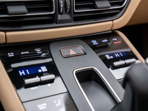 New 2026 Porsche Macan S image 26