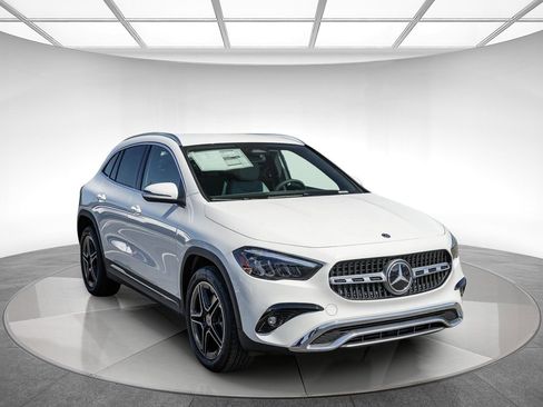New 2026 Mercedes-Benz GLA 250 4MATIC image 5