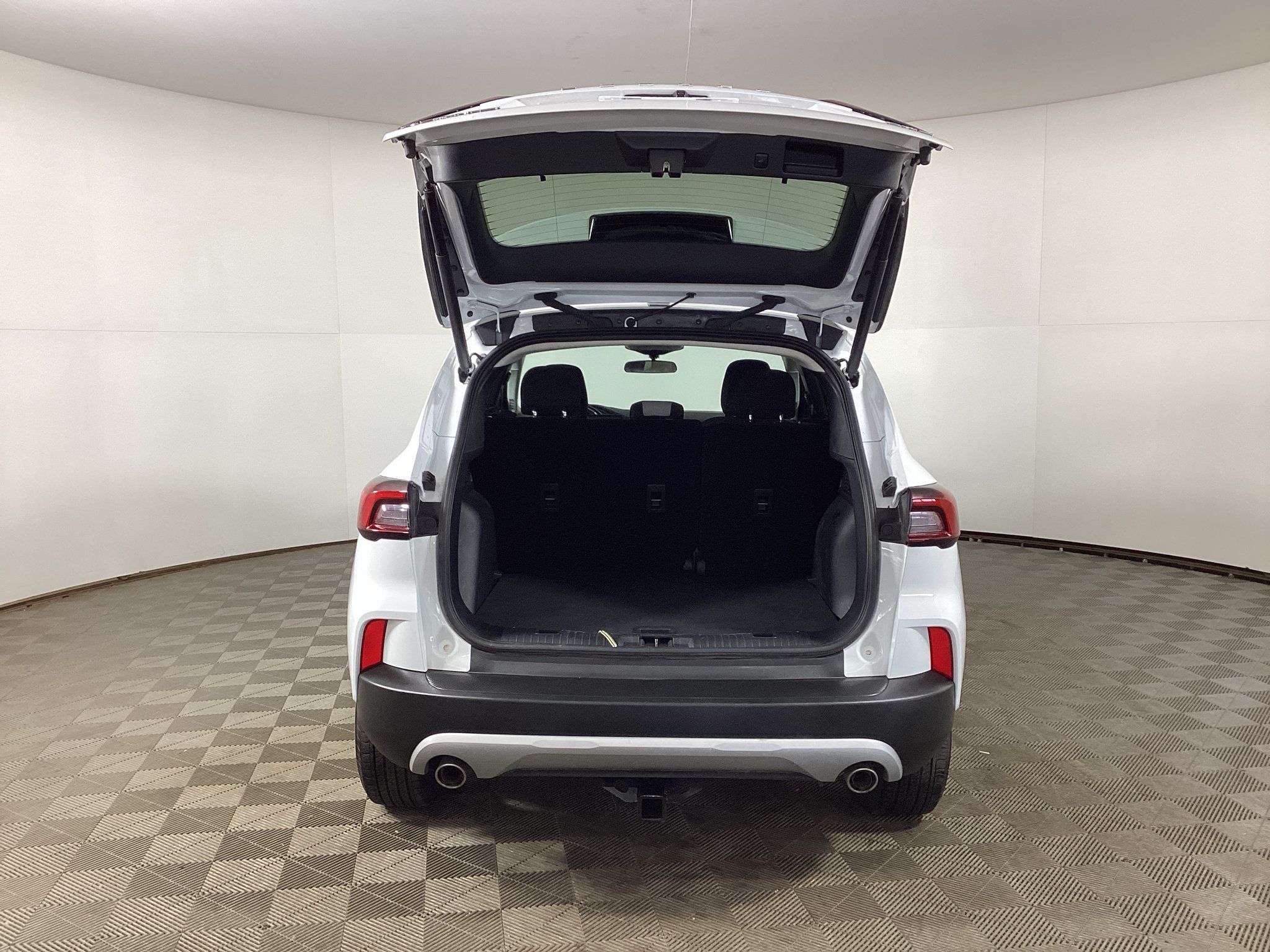 Used 2024 Ford Escape Active AWD/4WD image 31