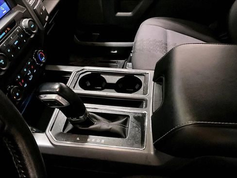 Used 2020 Ford F150 XLT w/ Equipment Group 302A Luxury image 19