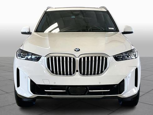 New 2026 BMW X5 sDrive40i w/ Climate Comfort Package image 3