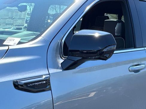 New 2026 GMC Yukon XL Denali Ultimate image 13