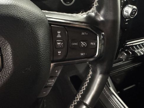 Used 2022 RAM 1500 Limited AWD/4WD image 9