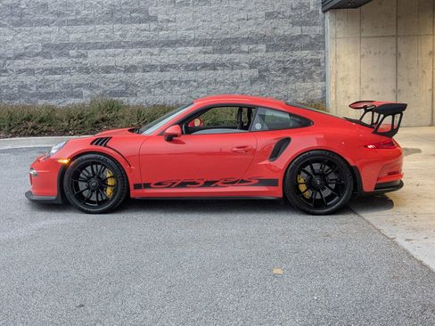 Used 2016 Porsche 911 GT3 RS image 2